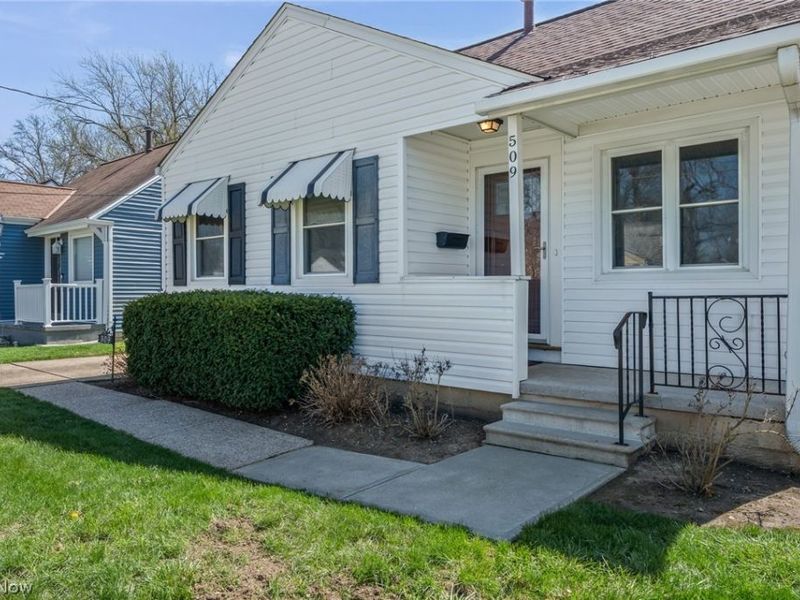 509 Cambridge Avenue, Elyria, OH 44035 Photo 5