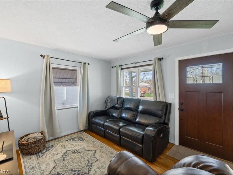 509 Cambridge Avenue, Elyria, OH 44035 Photo 6