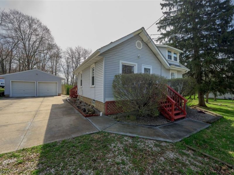 6442 Spring Street, Ravenna, OH 44266 Photo 2