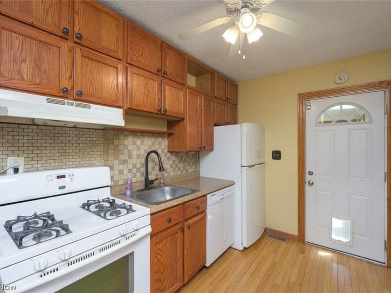 6442 Spring Street, Ravenna, OH 44266 Photo 8