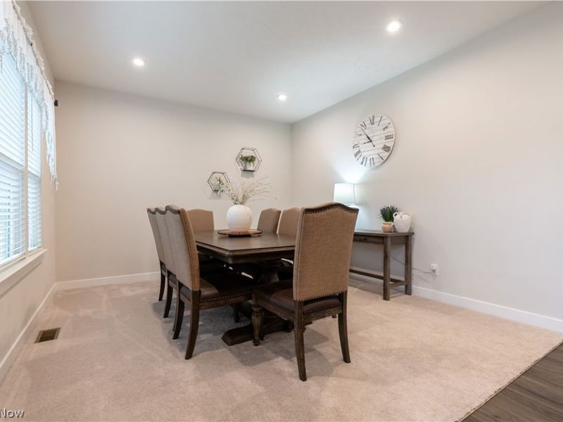 3349 Stoneleigh Road NE, Canton, OH 44721 Photo 13