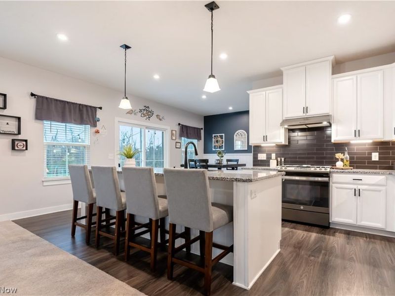 3349 Stoneleigh Road NE, Canton, OH 44721 Photo 8