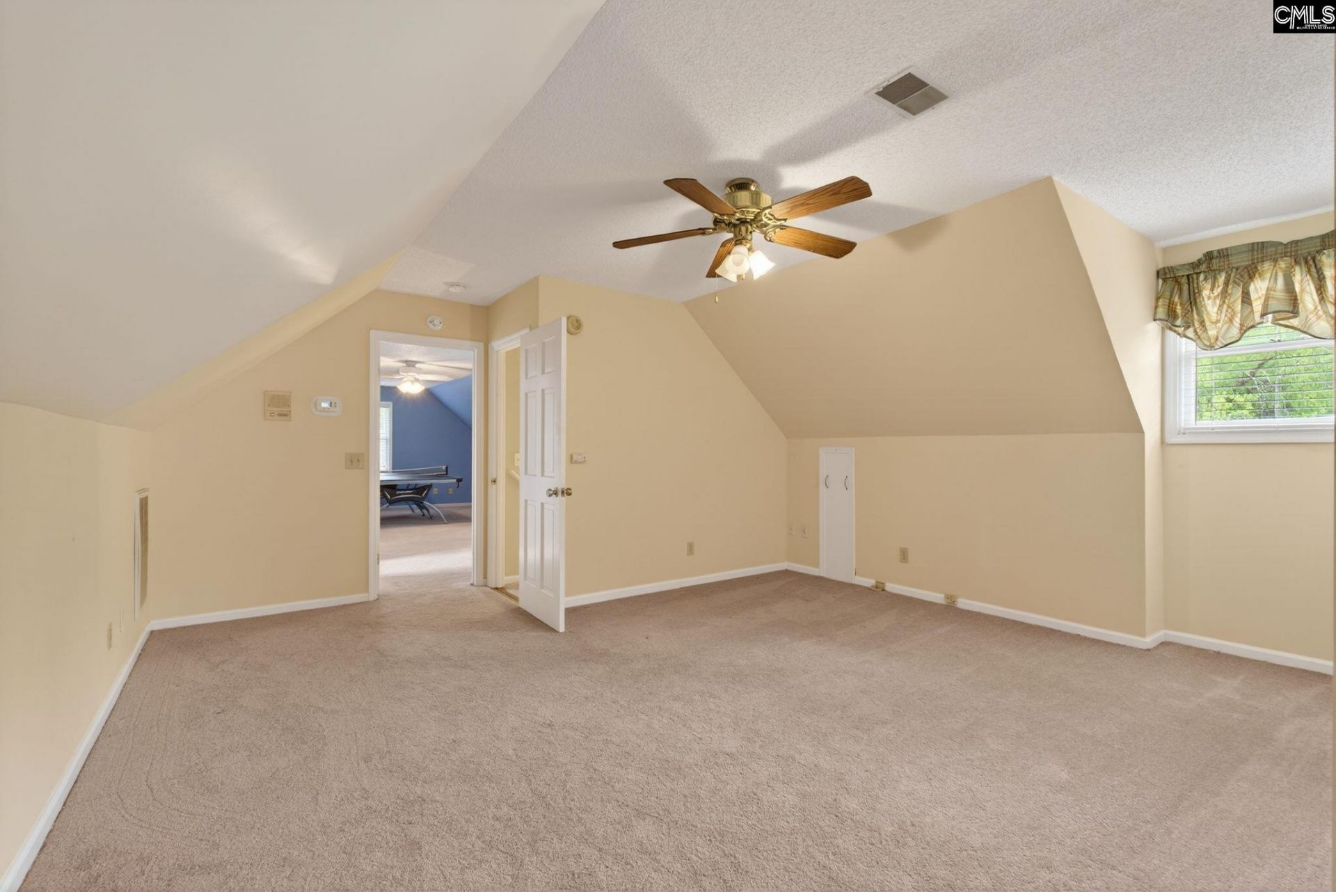 205 Tamwood Circle Photo 18