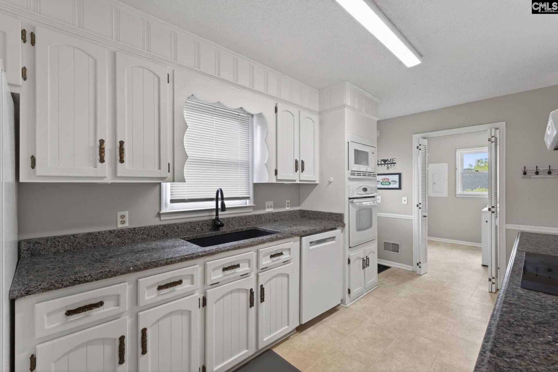 205 Tamwood Circle Photo 5