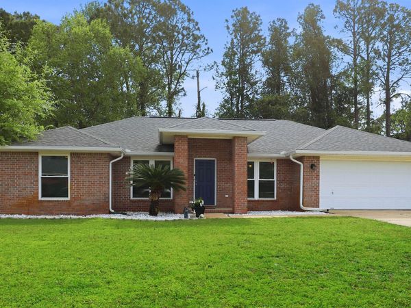 7878 Lola Circle, Navarre, FL 32566