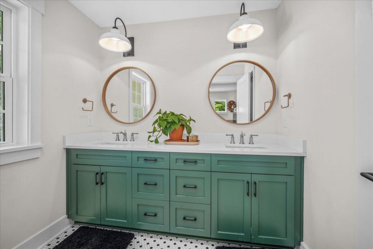 32 Middleton Oaks Road Photo 34