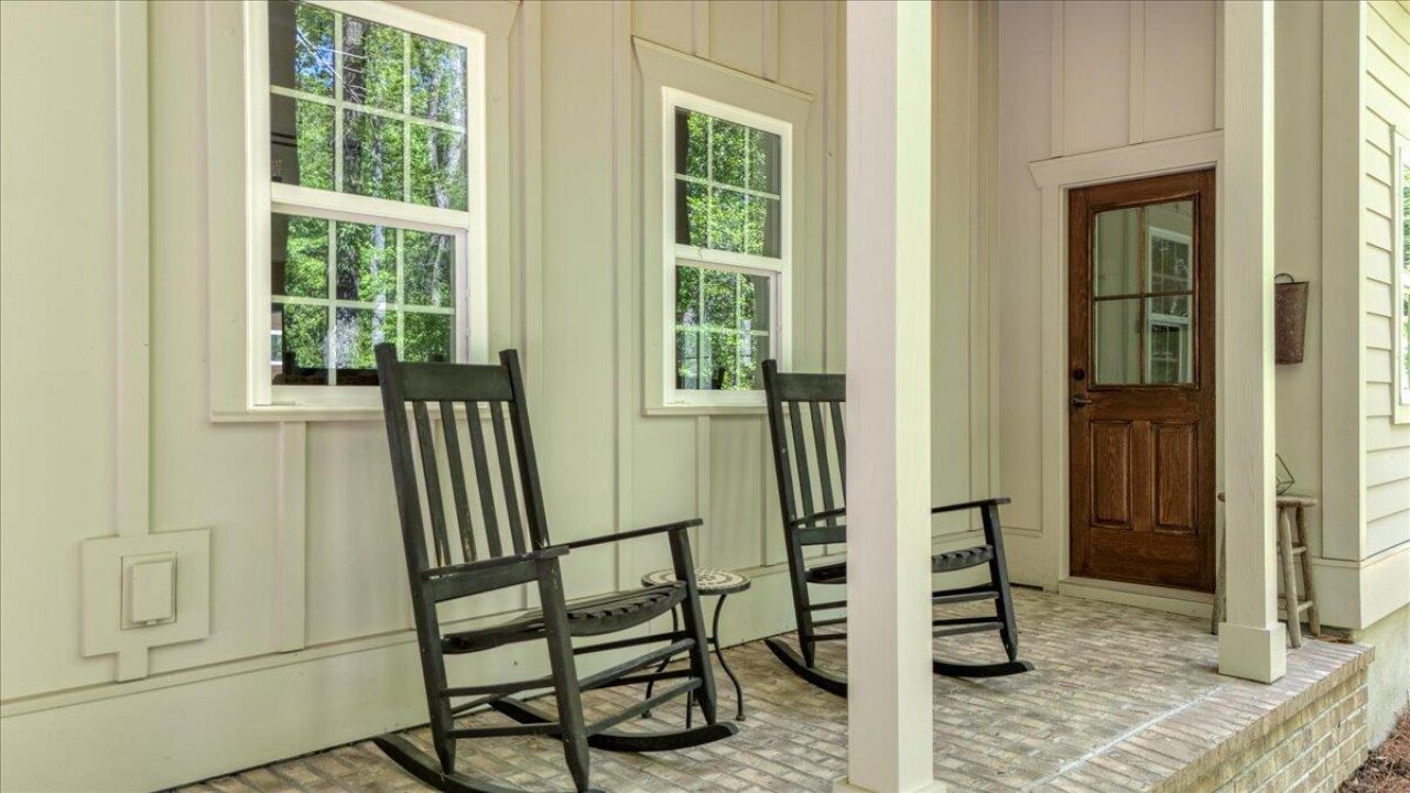 32 Middleton Oaks Road Photo 5