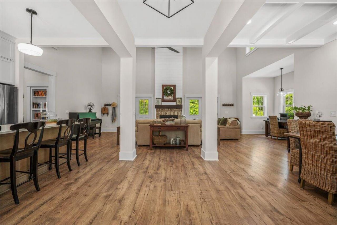 32 Middleton Oaks Road Photo 7