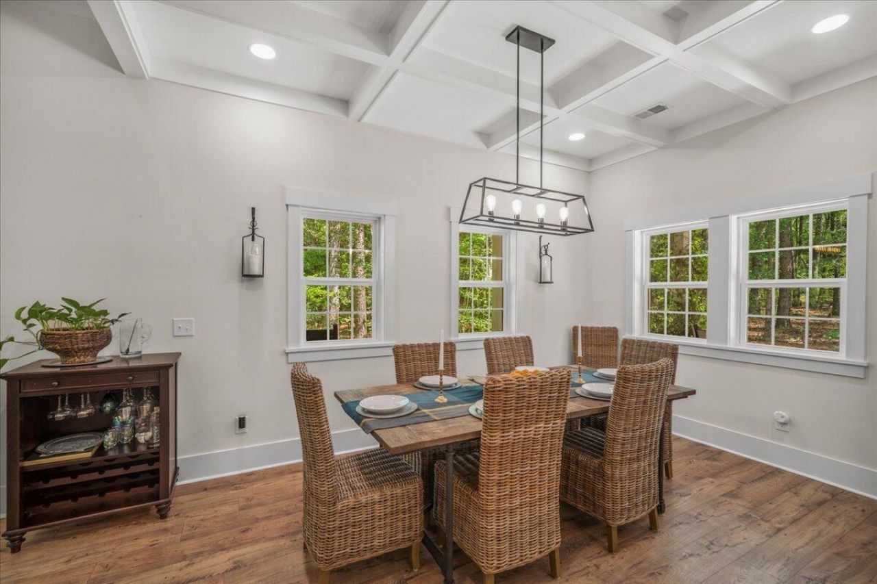 32 Middleton Oaks Road Photo 8