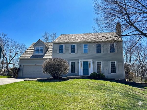 619 Lexington Square W, Gurnee, IL 60031