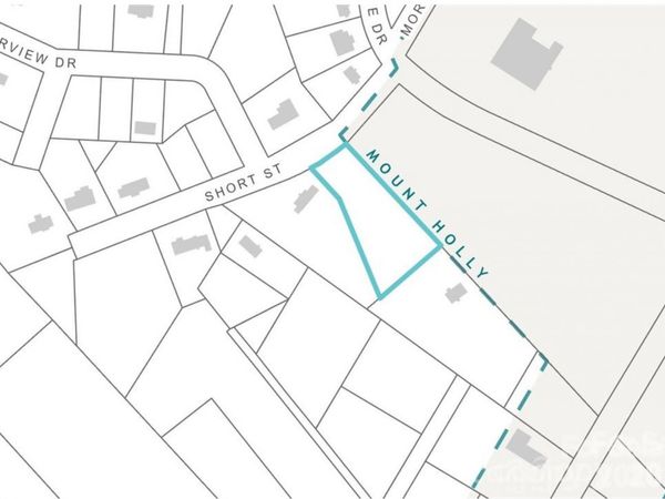 411 Short Street , Mount Holly, NC 28120