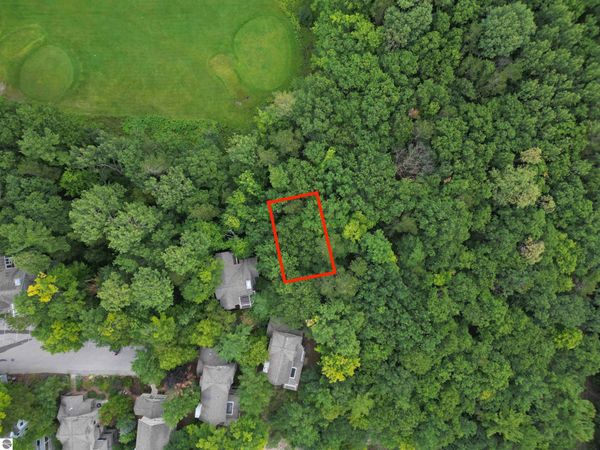 35 Brook Hill Cottages, Glen Arbor, MI 49636