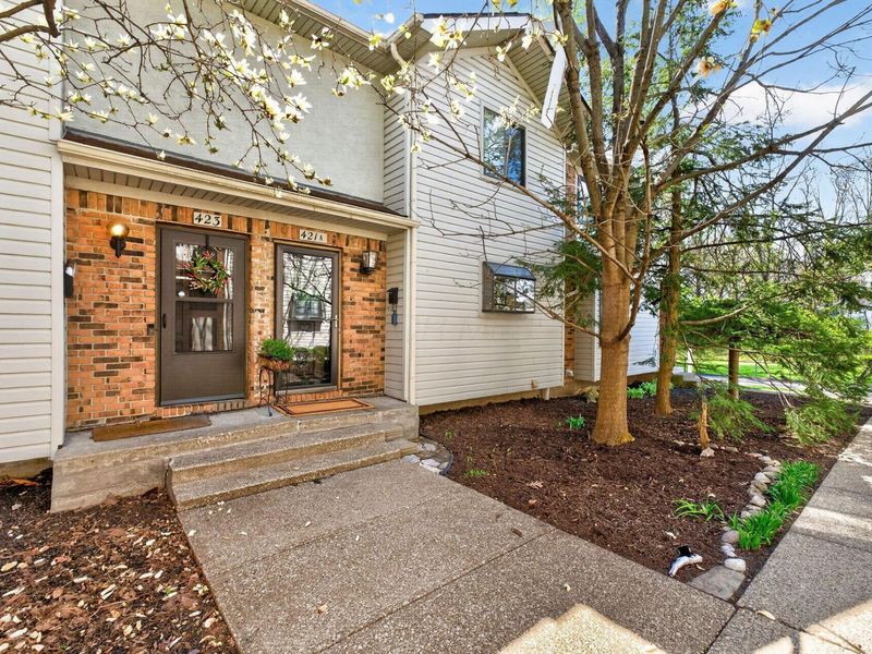 421A E North Street, Worthington, OH 43085 Photo 1