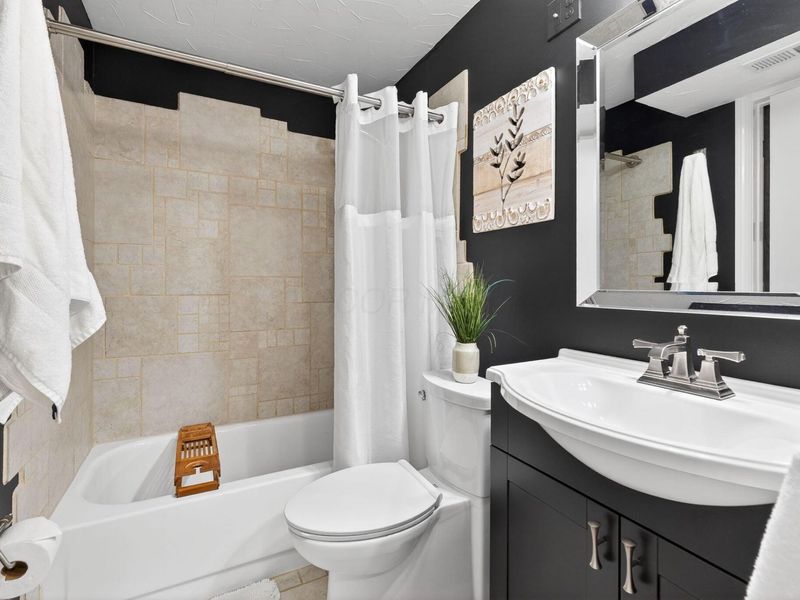 421A E North Street, Worthington, OH 43085 Photo 30