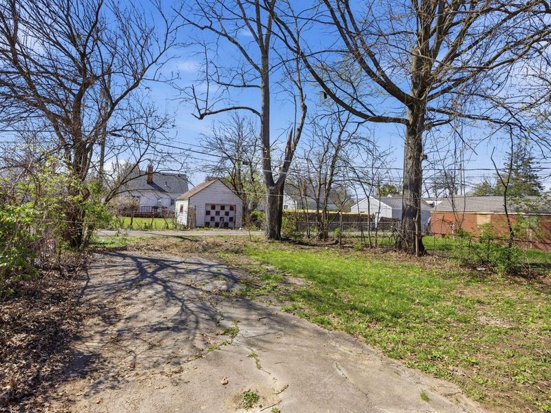 2227 Homestead Drive, Columbus, OH 43211 Photo 27