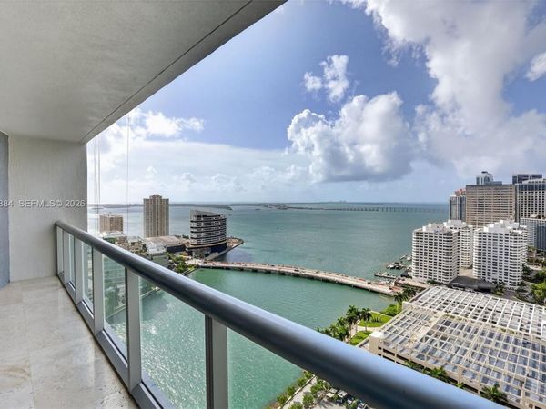 495 Brickell Ave, Unit 2807, Miami, FL 33131