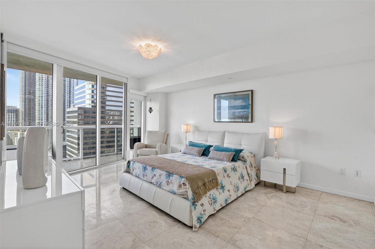 495 Brickell Ave, Unit 2807, Miami, FL 33131 Photo