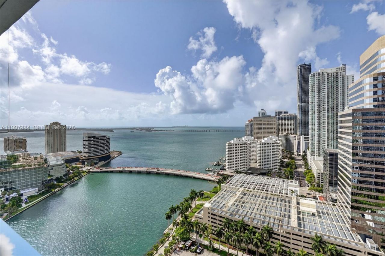 495 Brickell Ave, Unit 2807, Miami, FL 33131 Photo