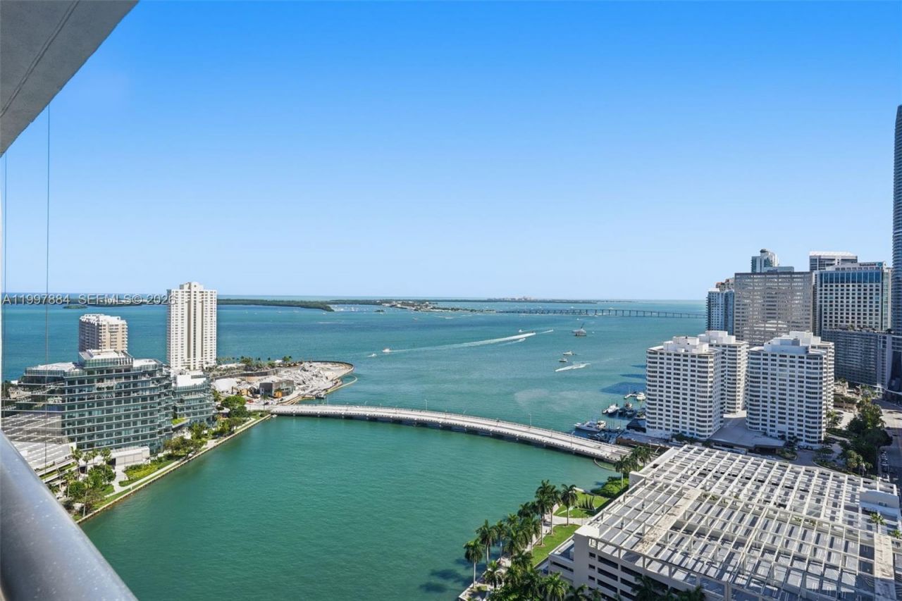 495 Brickell Ave, Unit 2807, Miami, FL 33131 Photo