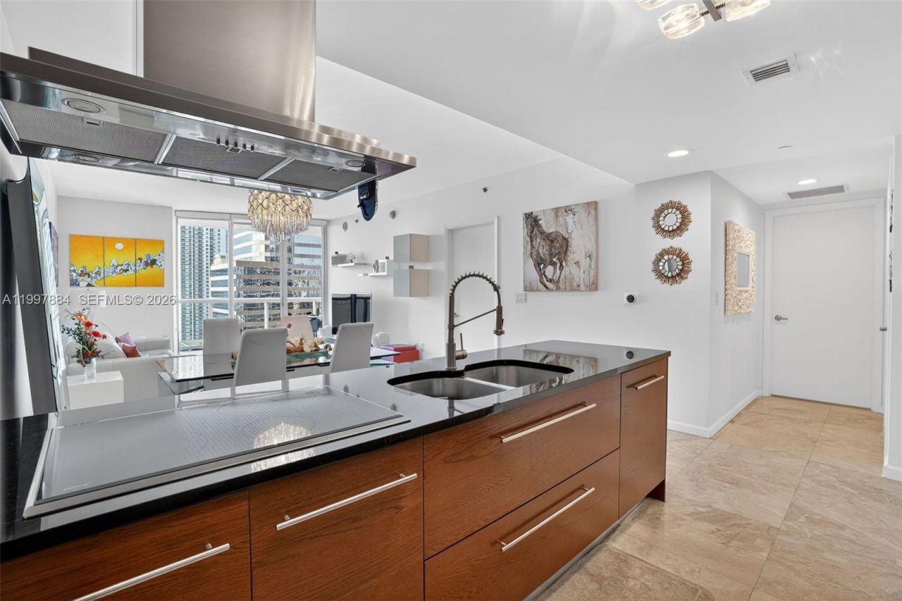 495 Brickell Ave, Unit 2807, Miami, FL 33131 Photo