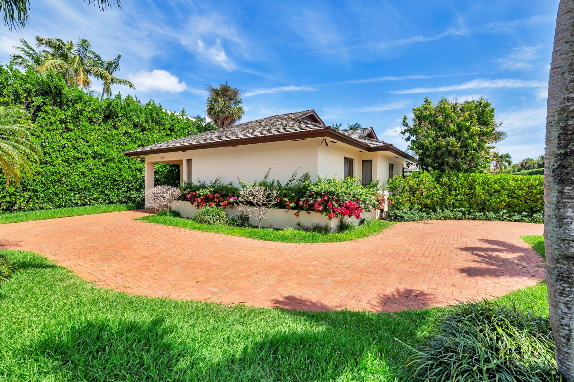 575 N Lake Way, Palm Beach, FL 33480 Photo