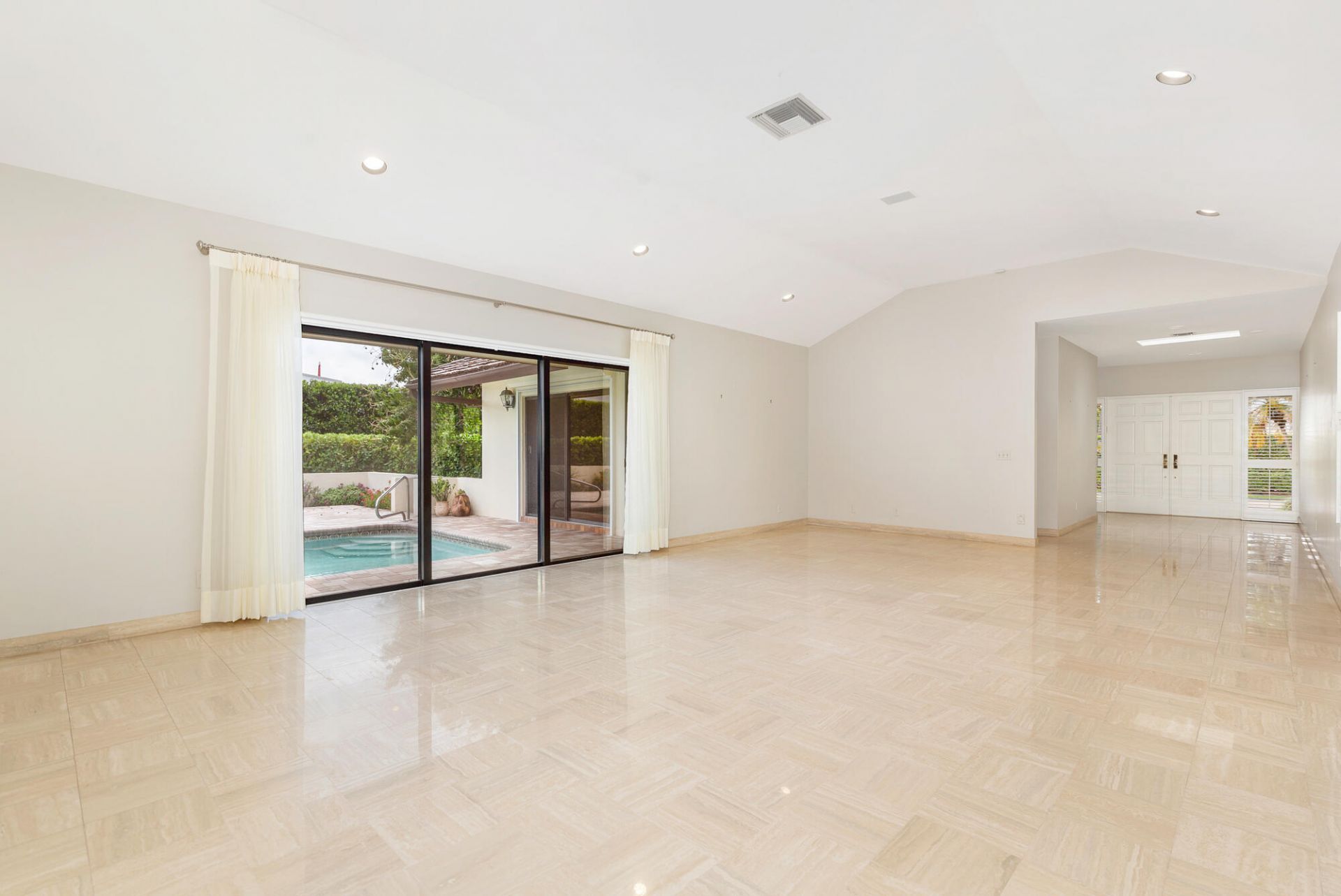 575 N Lake Way, Palm Beach, FL 33480 Photo