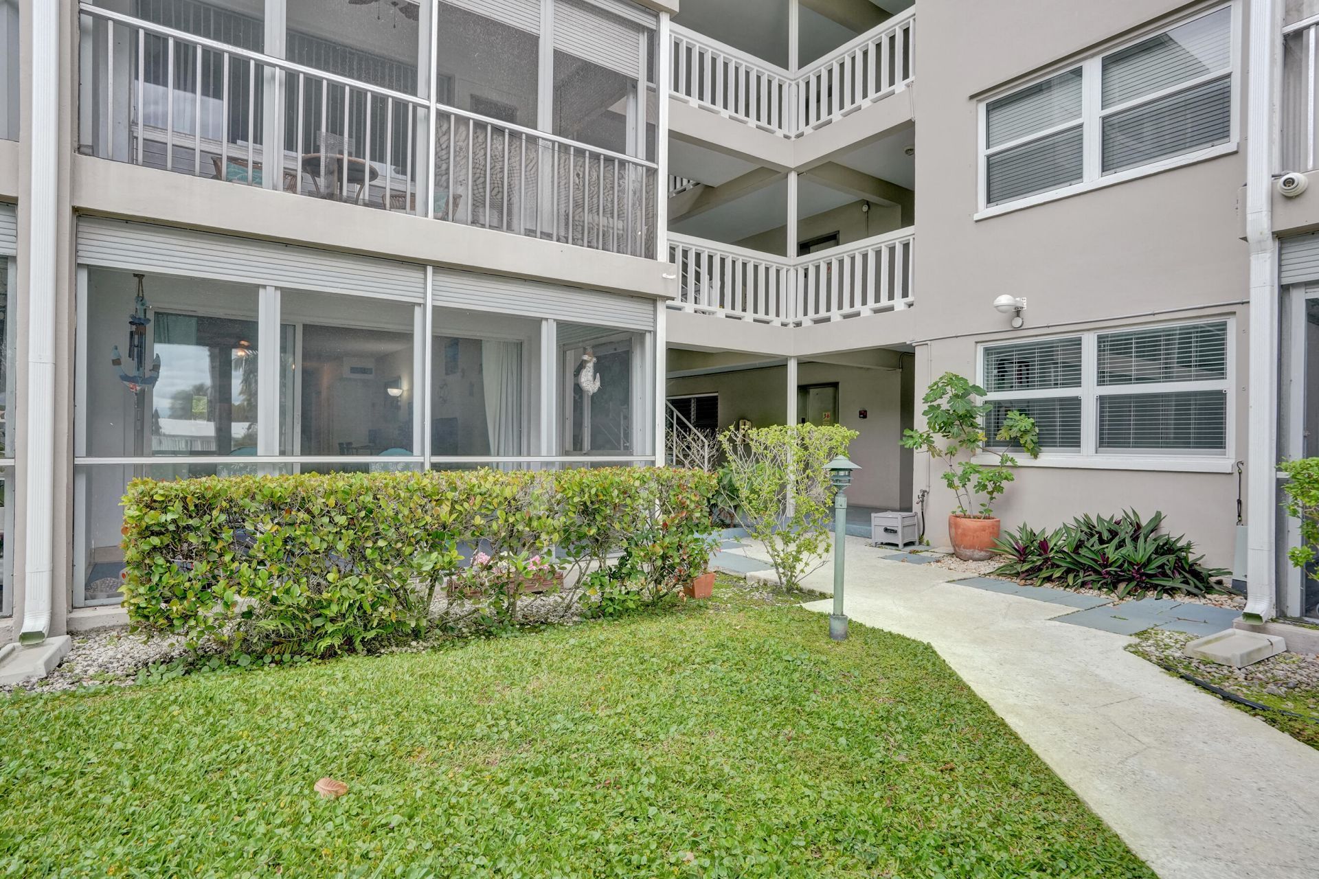900 SW 12th Street, Unit 100, Fort Lauderdale, FL 33315 Photo