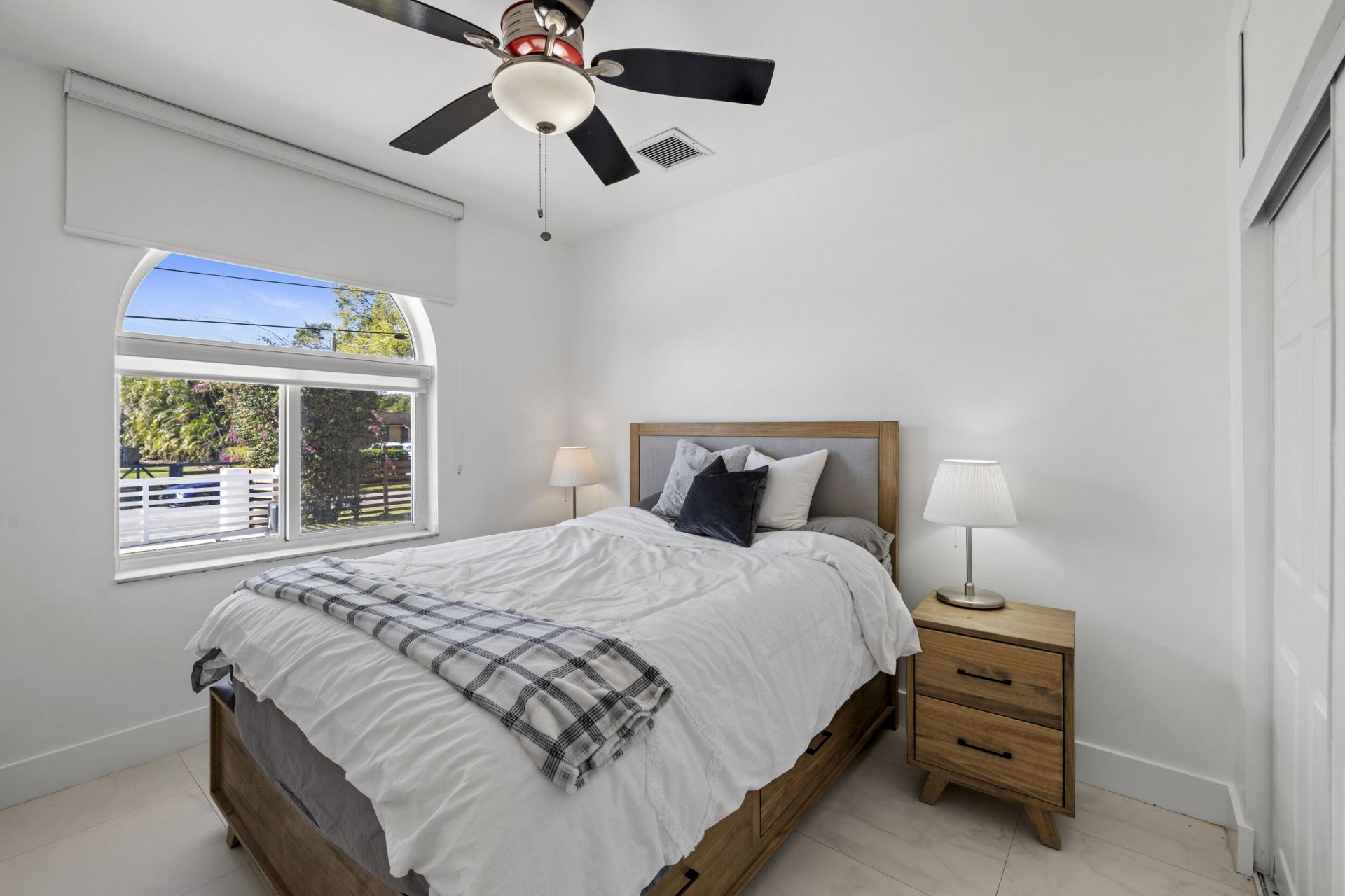 13621 SW 16th Street, Davie, FL 33325 Photo