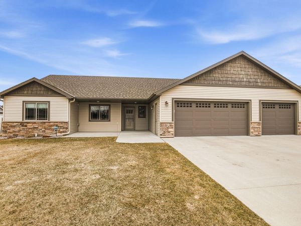 113 Glenview Loop , Saint Cloud, MN 56303