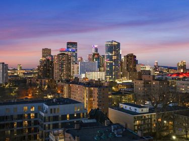 410 Groveland Avenue, Unit 1202, Minneapolis, MN 55403