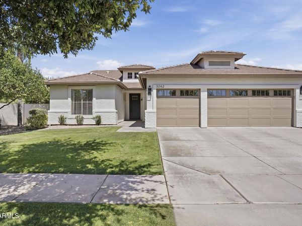 3262 E COTTON Lane, Gilbert, AZ 85234