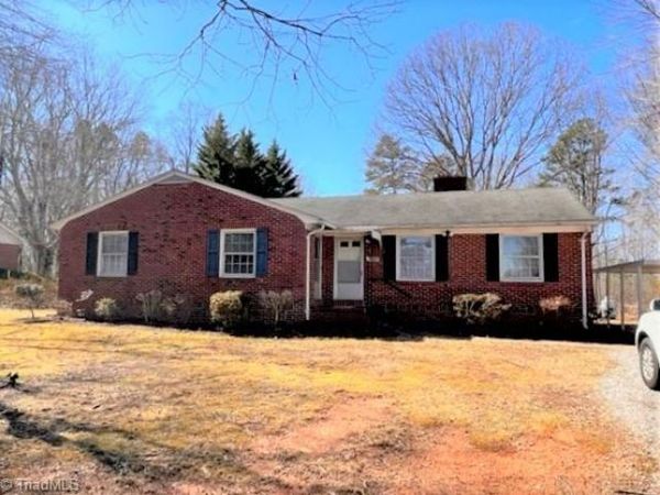 2894 US Highway 158 W, Yanceyville, NC 27379