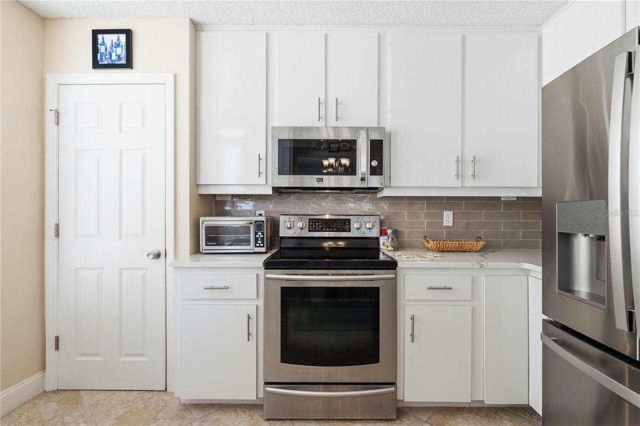 4480 Fairways Boulevard, Unit 410, Bradenton, FL 34209 Photo