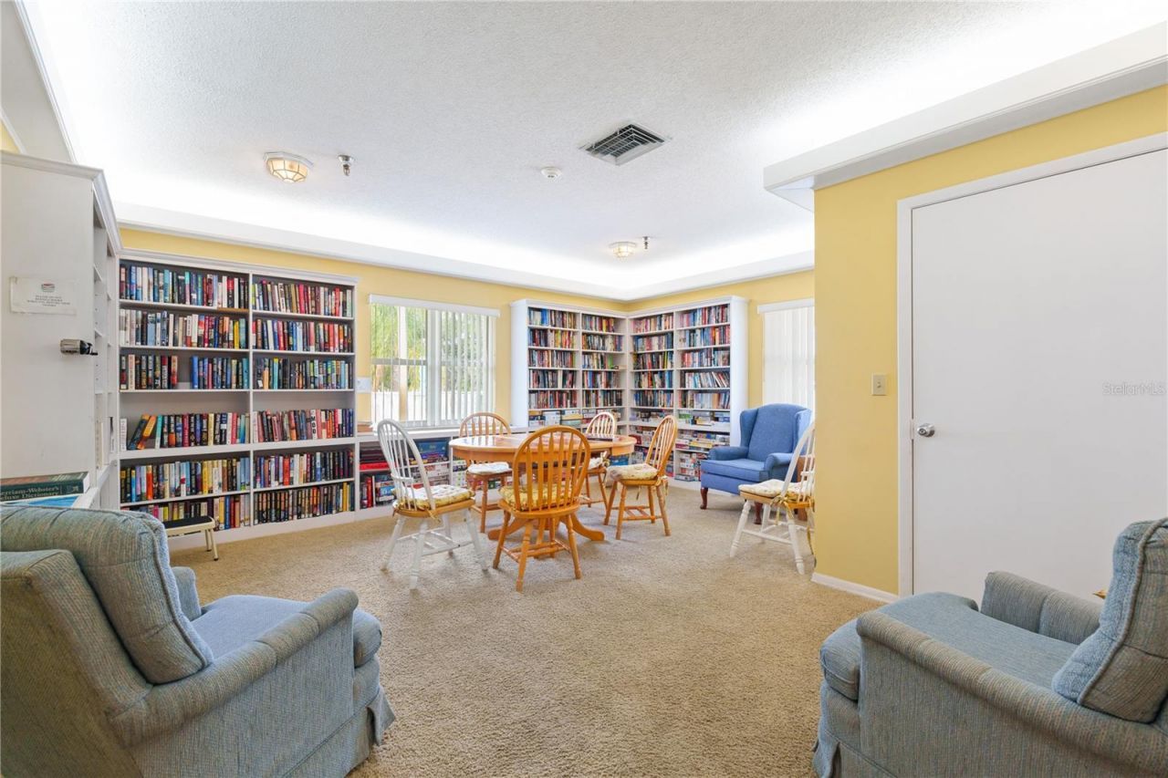 4480 Fairways Boulevard, Unit 410, Bradenton, FL 34209 Photo