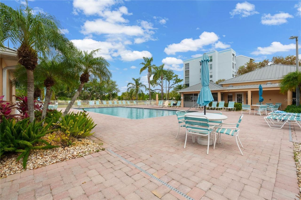 4480 Fairways Boulevard, Unit 410, Bradenton, FL 34209 Photo