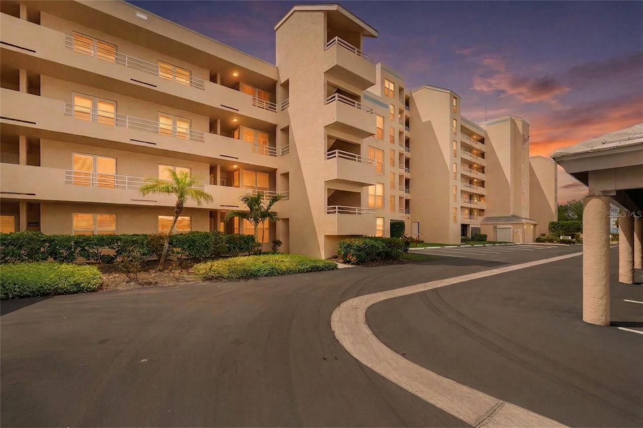 4480 Fairways Boulevard, Unit 410, Bradenton, FL 34209 Photo