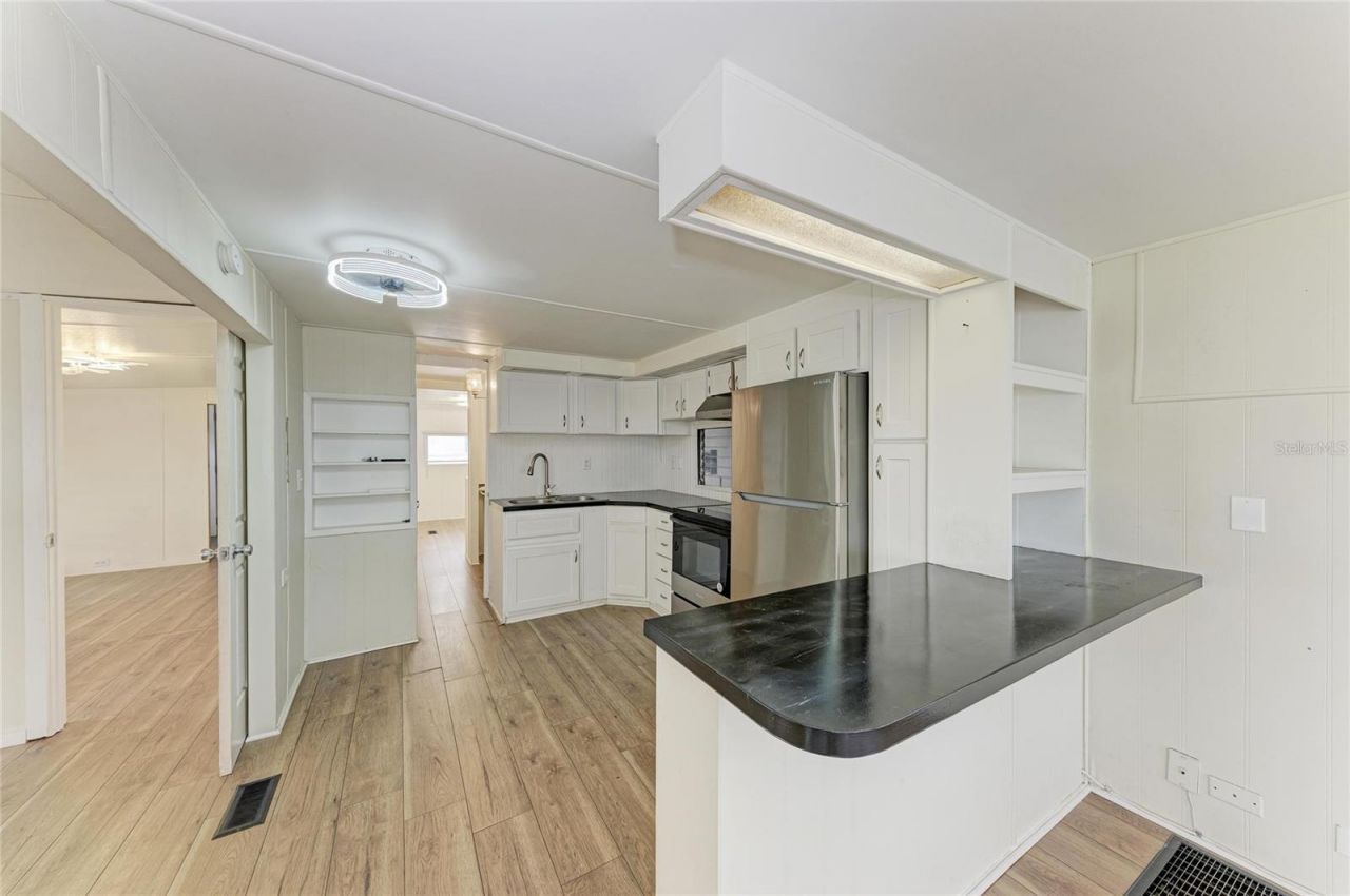 709 50th Avenue Terrace W, Bradenton, FL 34207 Photo