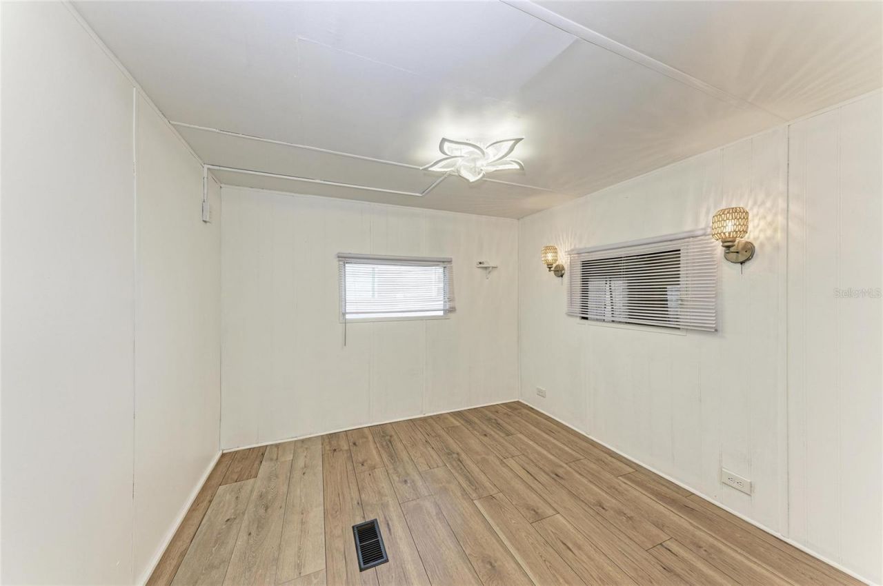 709 50th Avenue Terrace W, Bradenton, FL 34207 Photo