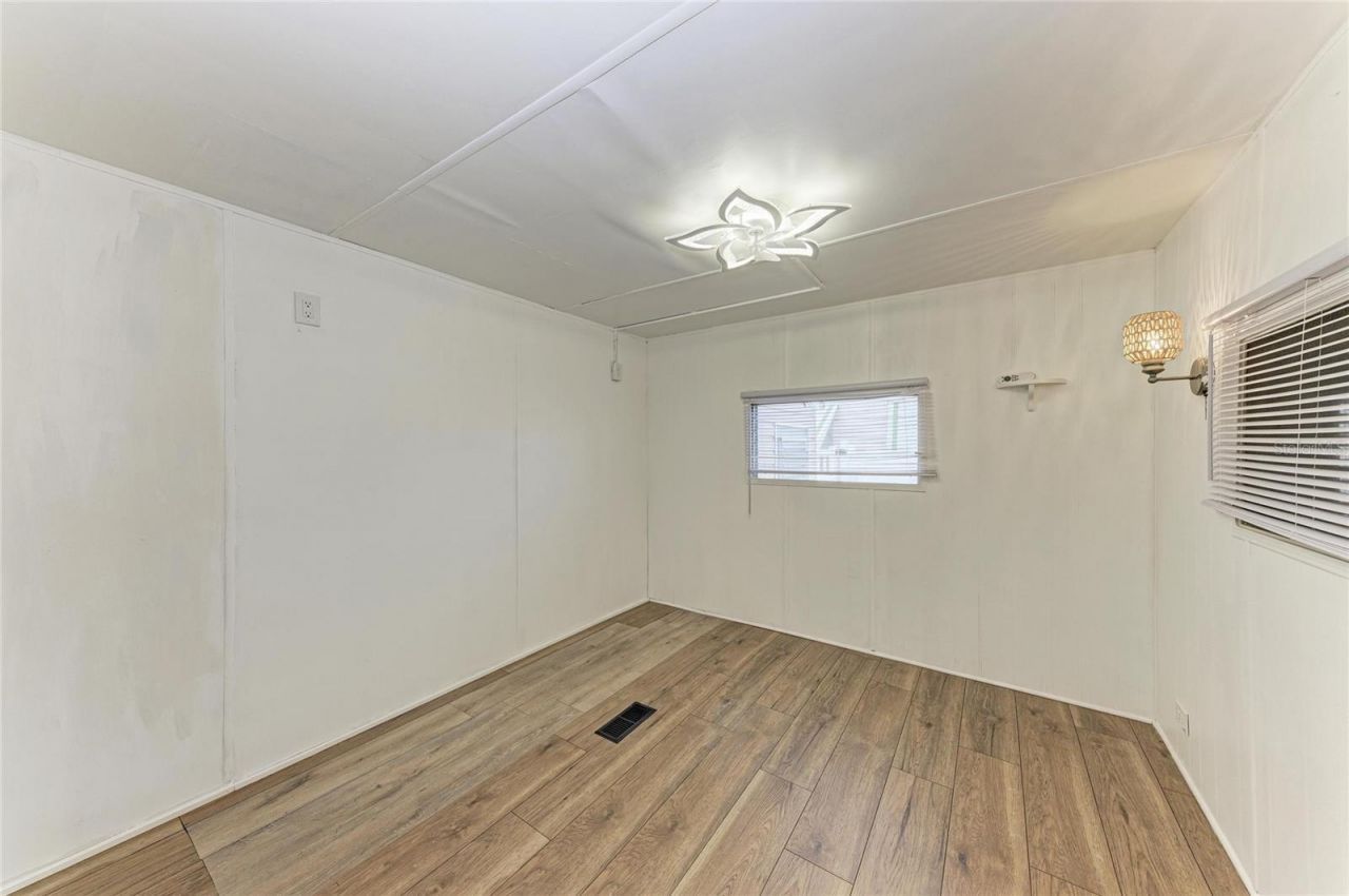 709 50th Avenue Terrace W, Bradenton, FL 34207 Photo