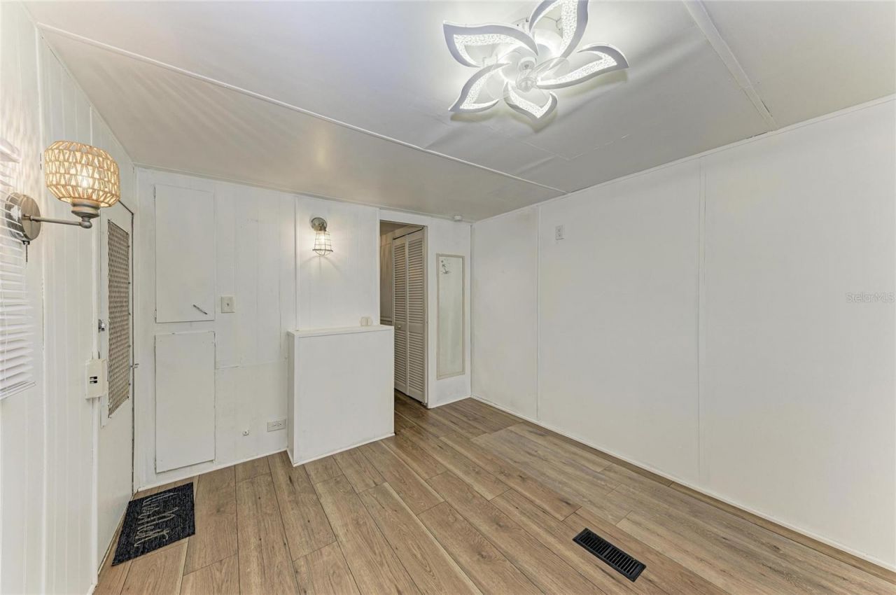 709 50th Avenue Terrace W, Bradenton, FL 34207 Photo