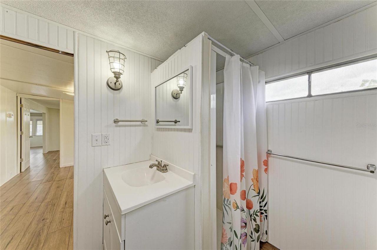 709 50th Avenue Terrace W, Bradenton, FL 34207 Photo