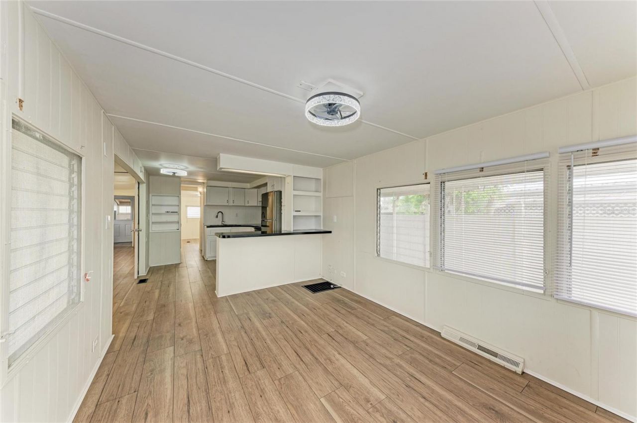 709 50th Avenue Terrace W, Bradenton, FL 34207 Photo