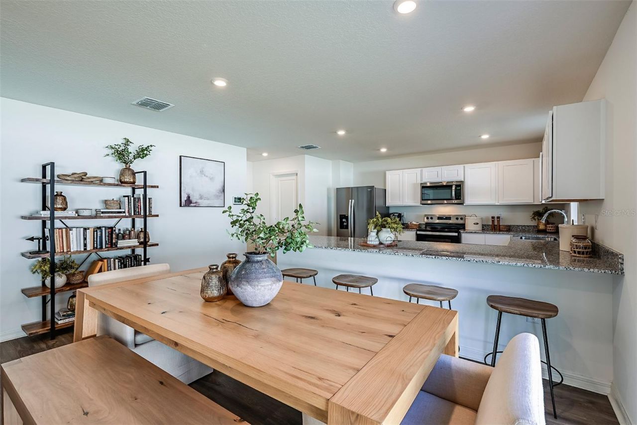 456 Oak Canopy Circle, Avon Park, FL 33825 Photo