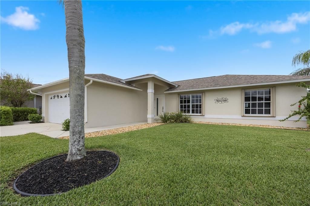 1529 Junior Ct, Lehigh Acres, FL 33971 Photo