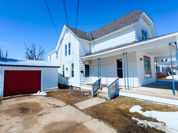 514 S Center Avenue, Gaylord, MI 49735