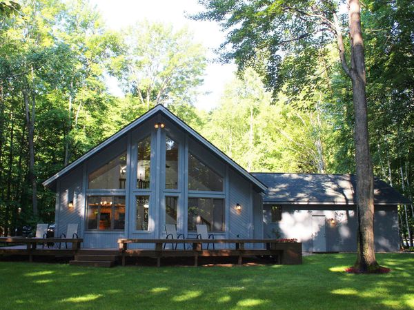 6521 Foothills Trail, Gaylord, MI 49735