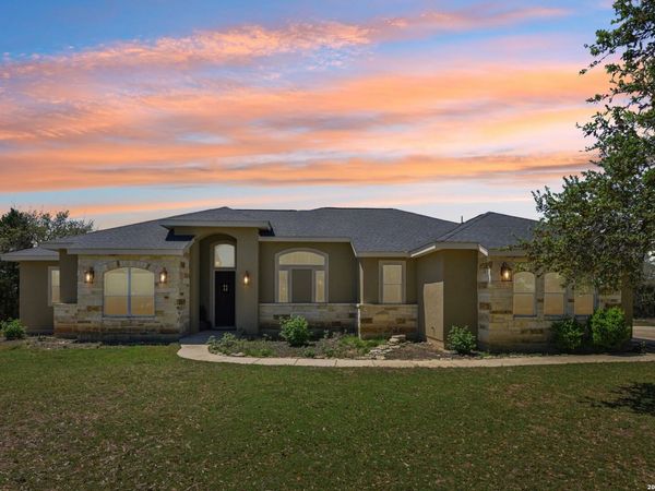 345 Ridge Point, Spring Branch, TX 78070