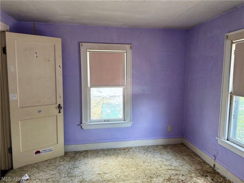 677 Eastland Avenue, Akron, OH 44305 Photo 10