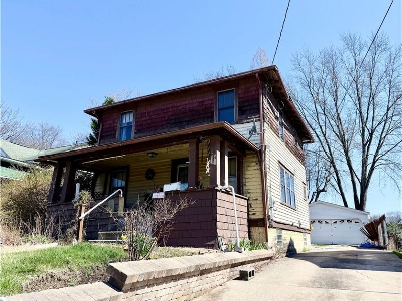 677 Eastland Avenue, Akron, OH 44305 Photo 2