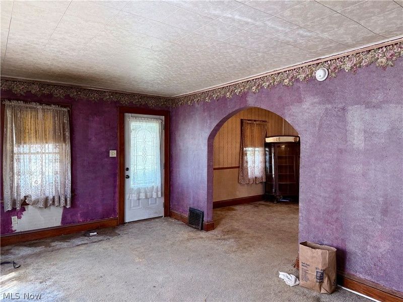 677 Eastland Avenue, Akron, OH 44305 Photo 4